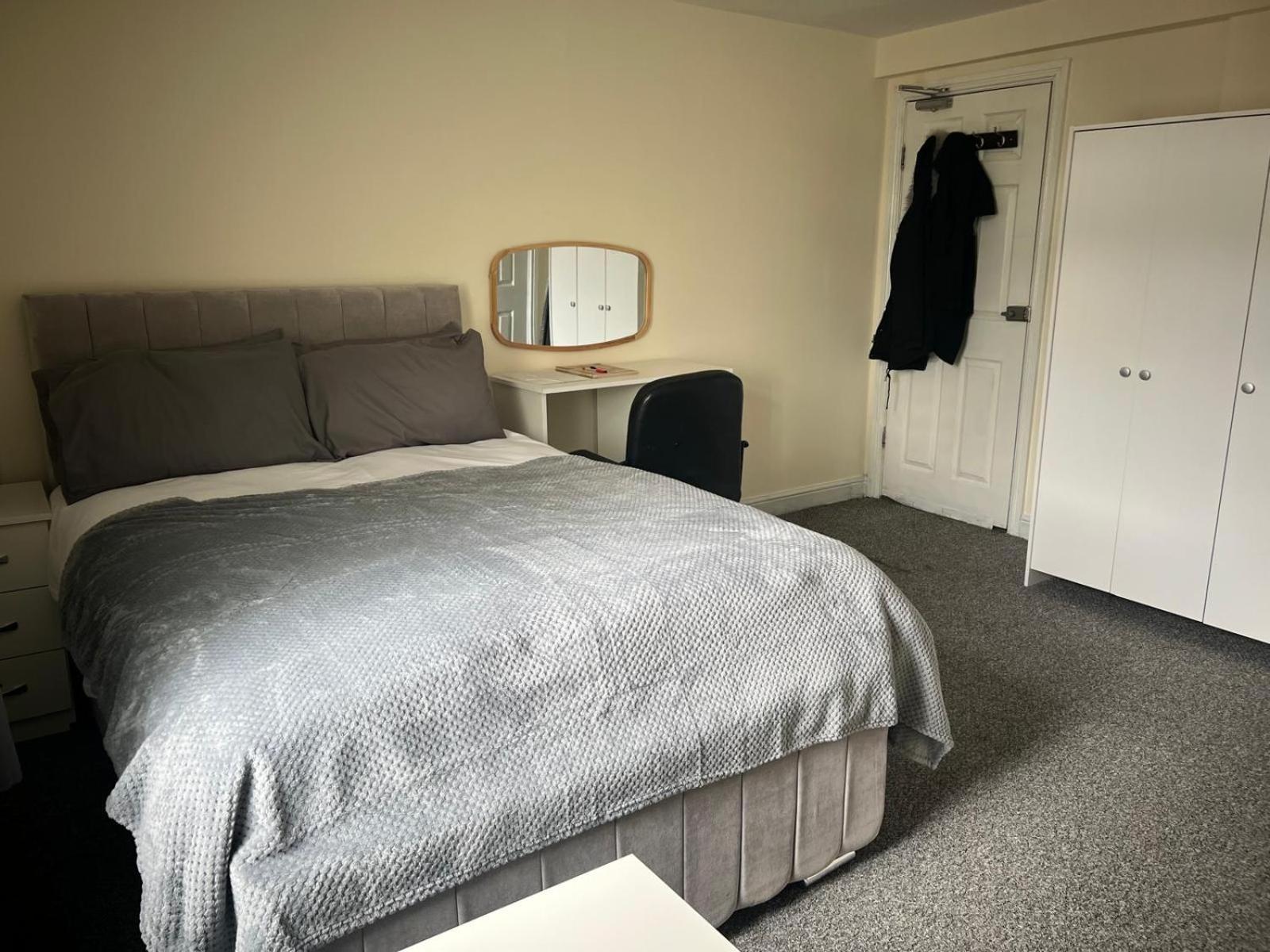 ホテル Studio Flat 7 With Private Shower & Wc ノッティンガム エクステリア 写真