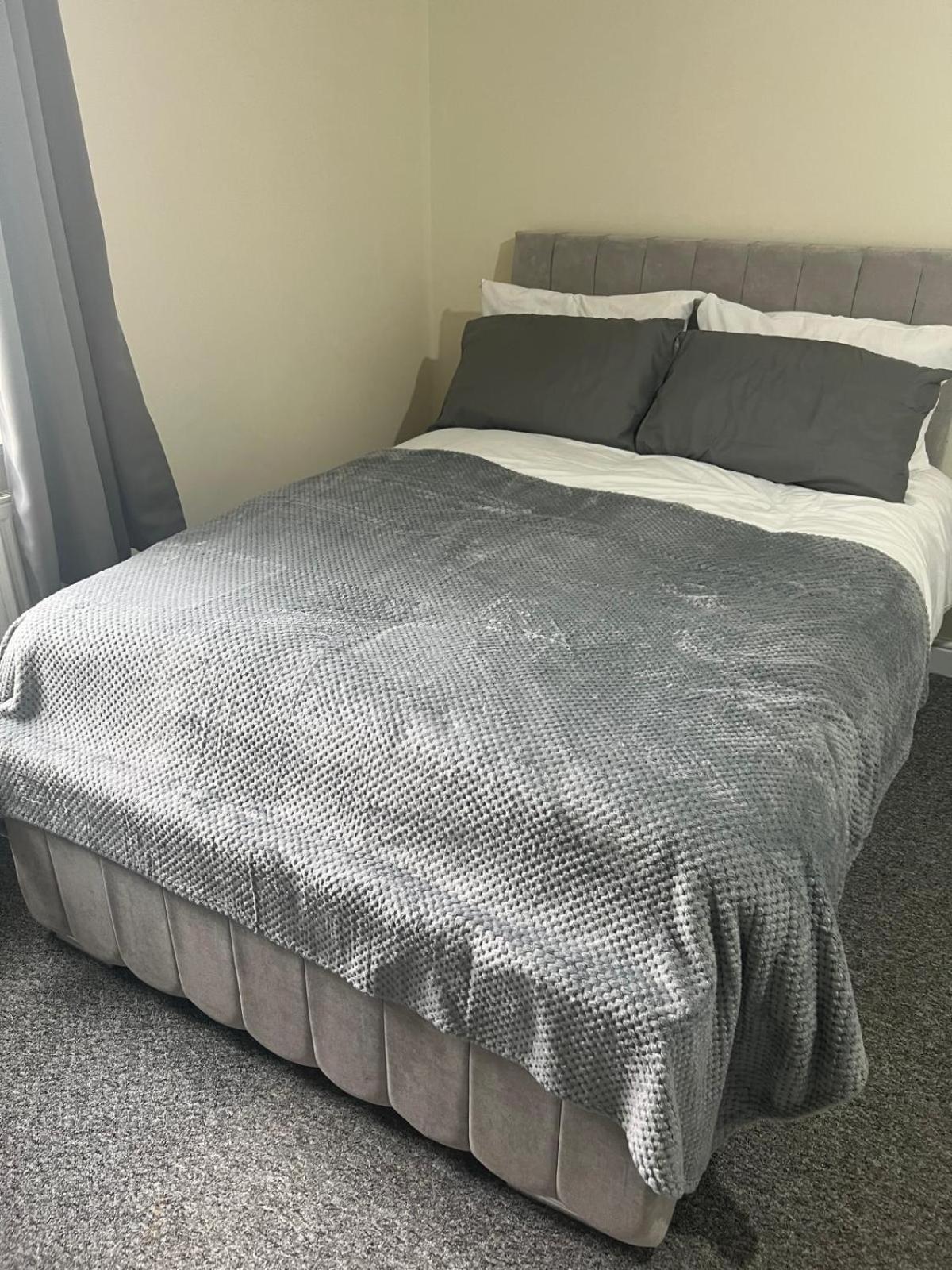 ホテル Studio Flat 7 With Private Shower & Wc ノッティンガム エクステリア 写真