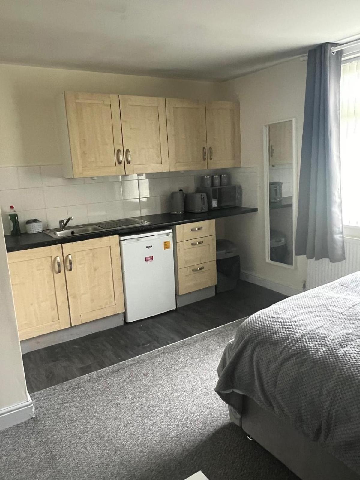 ホテル Studio Flat 7 With Private Shower & Wc ノッティンガム エクステリア 写真